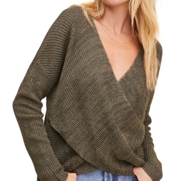 ASTR The‎ Label Wrap Front Sweater Olive Green Size Small - Picture 1 of 9